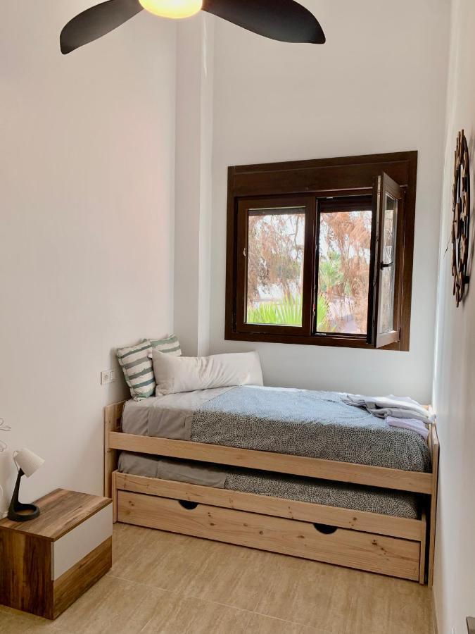 Casa Playa: Spacious 12-Person Retreat with Pool and Beachside Comfort Roquetas de Mar Exterior photo