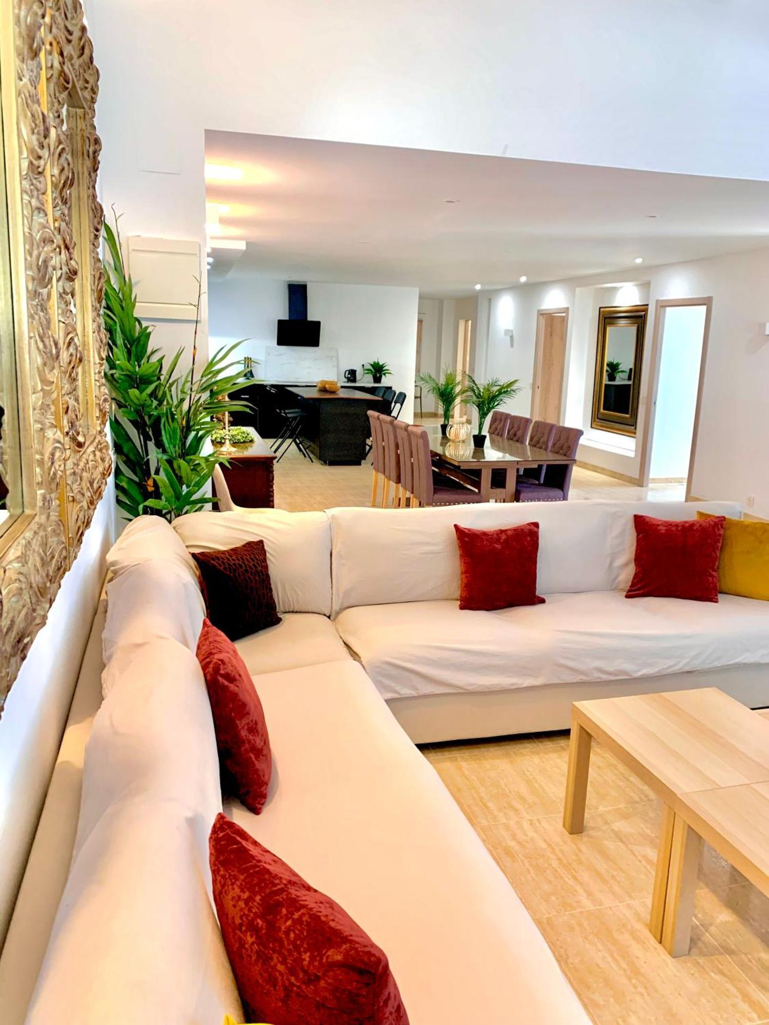 Casa Playa: Spacious 12-Person Retreat with Pool and Beachside Comfort Roquetas de Mar Exterior photo